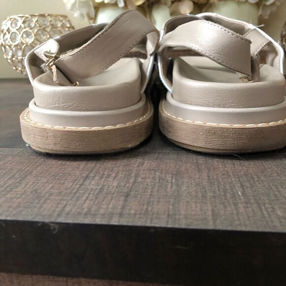 ALOHAS Marshmallow Scacchi Sandal in Tan and White 39 - Picture 9 of 12